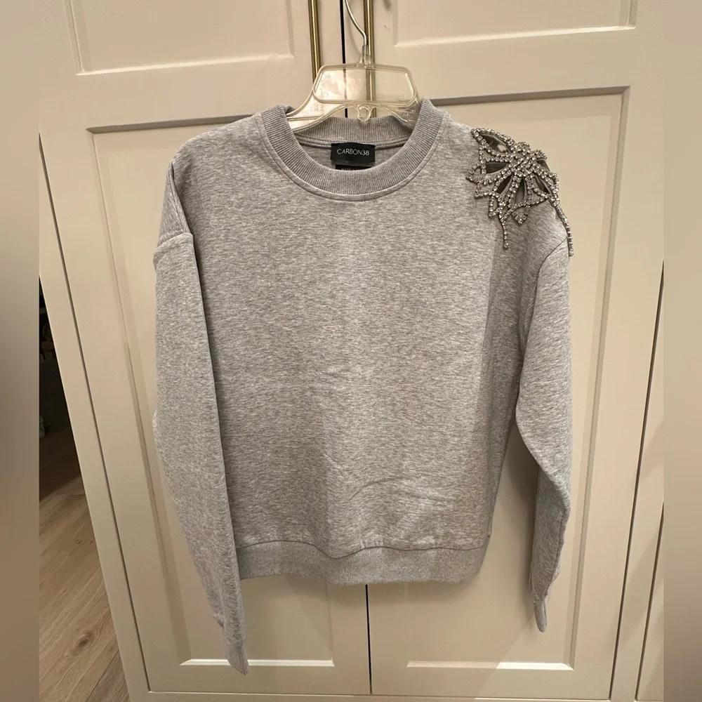 Carbon38 Rhinestone cut out Gray Sweatshirt with Embellished Shoulder - Picture 2 of 16